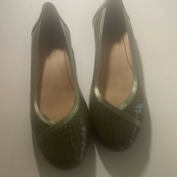 Vonic Ballet Flat Shoes - Picture 1 of 6